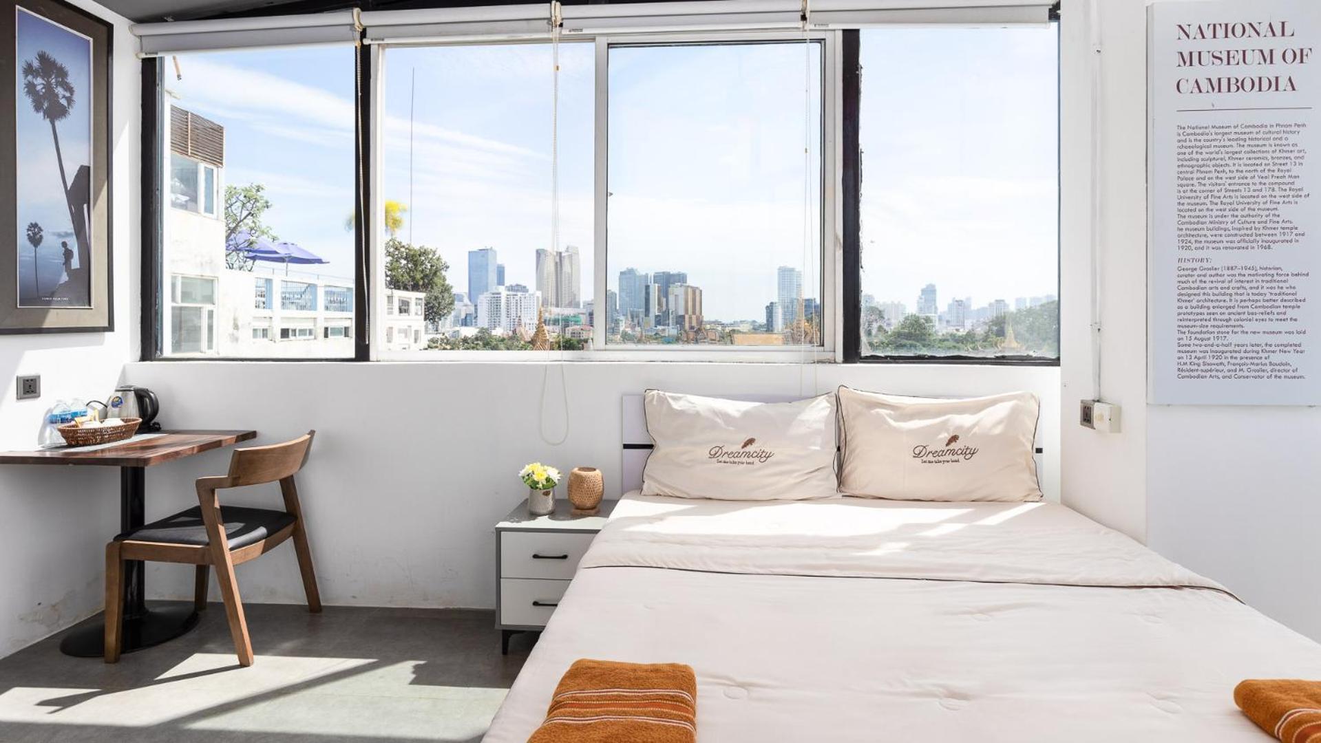 Sky Hotel Central Phnom Penh - Rooms & Apartments Luaran gambar