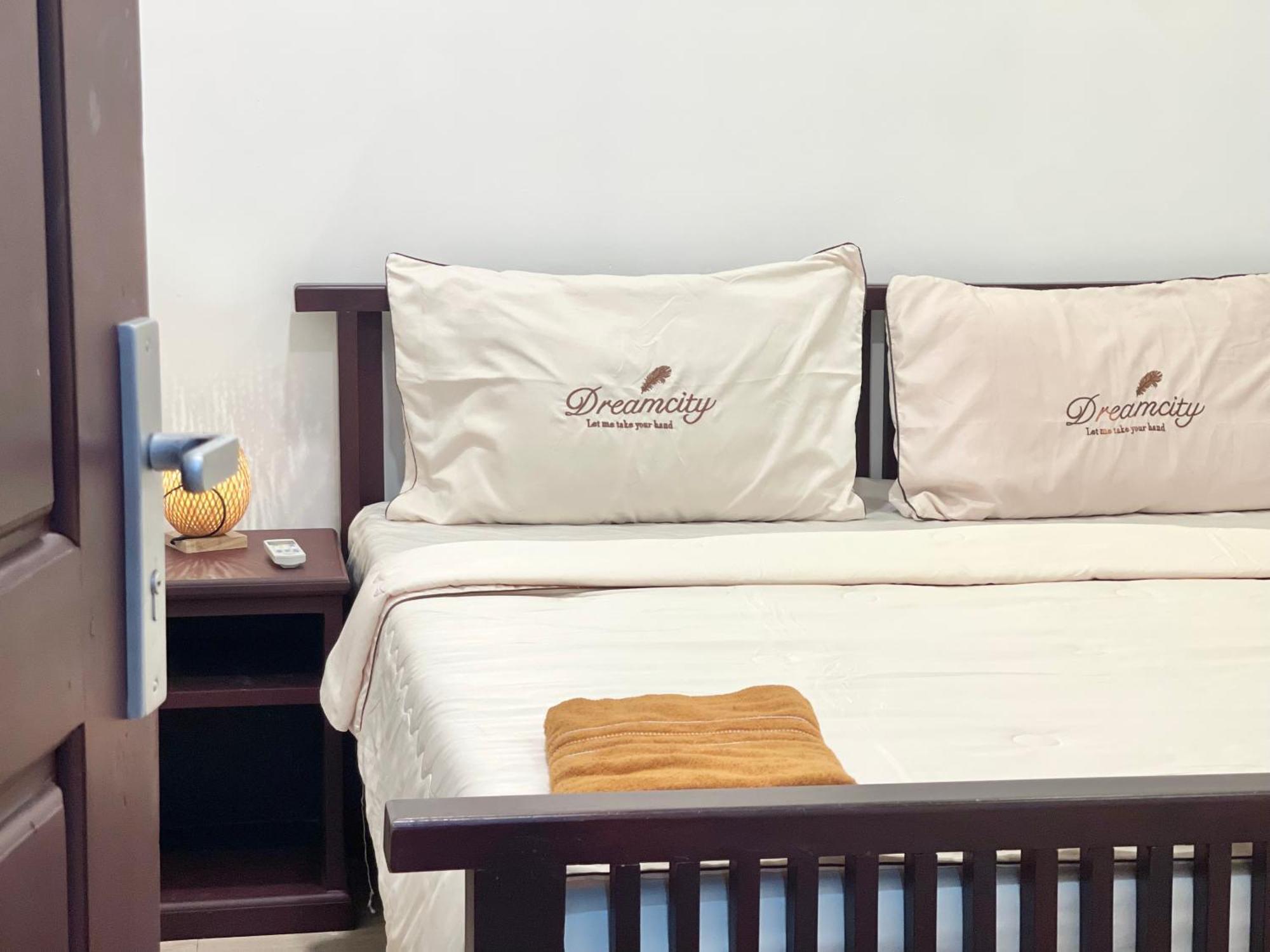 Sky Hotel Central Phnom Penh - Rooms & Apartments Luaran gambar